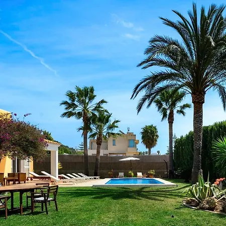 Cali Villa