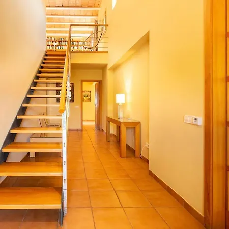 Cali Villa *