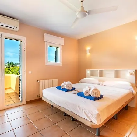 Cali Villa *
